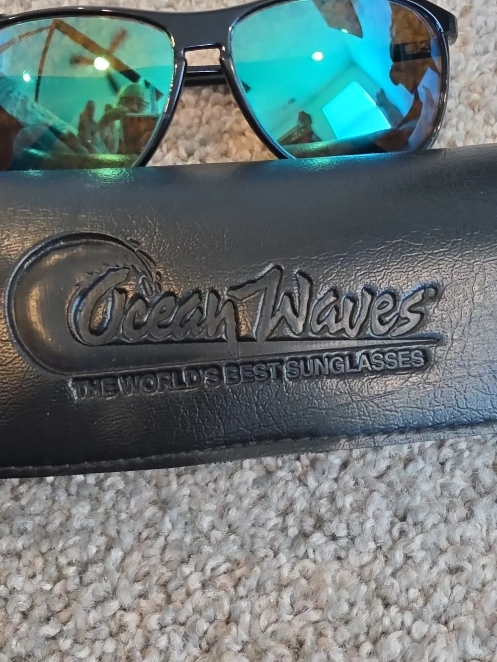 Vintage Ocean Waves T-3 Polarized Sunglasses Blue Mirror Black Frame + Case